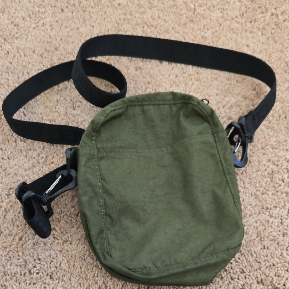 BAGGU Sport Crossbody-Bay Laurel